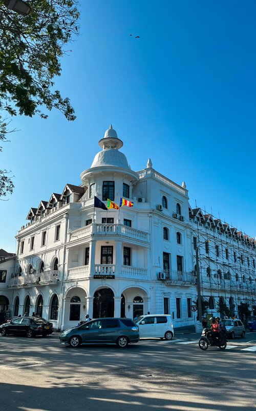 Aloma Stay Pool and Gardens